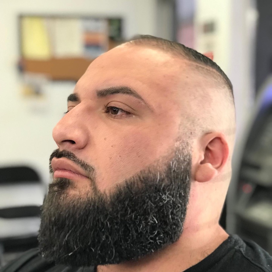 Thick full beard shaped and detailed, La Barberia
