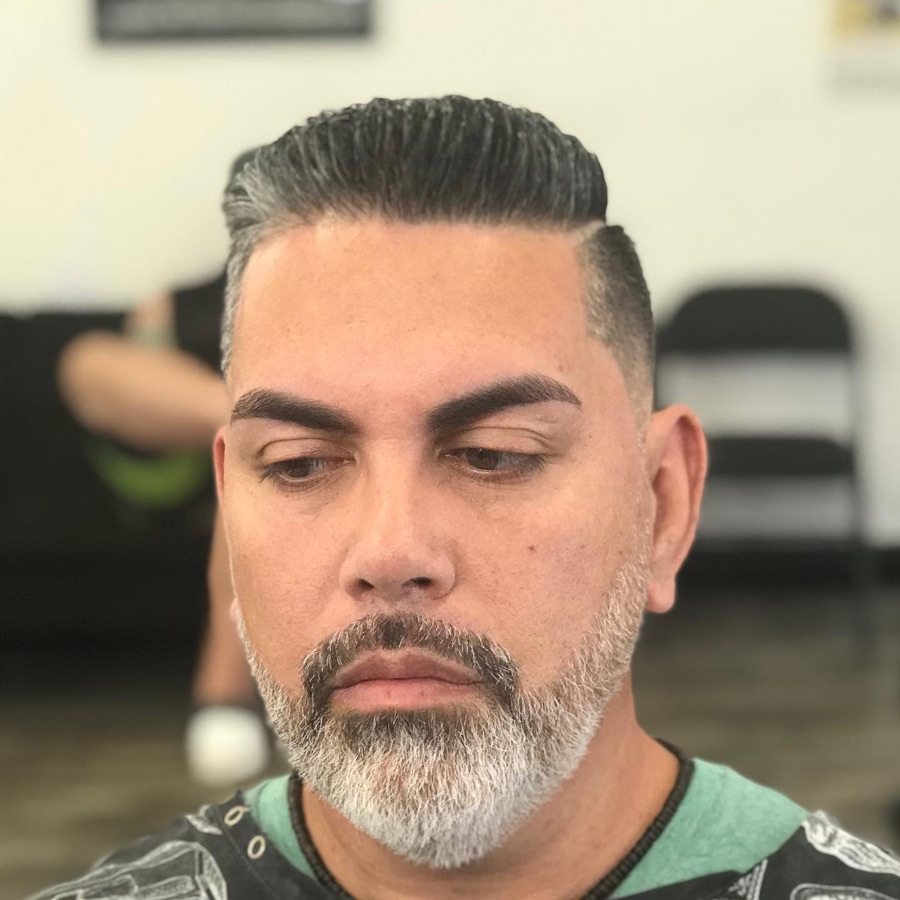 Salt-and-pepper beard detailed close up, La Barberia