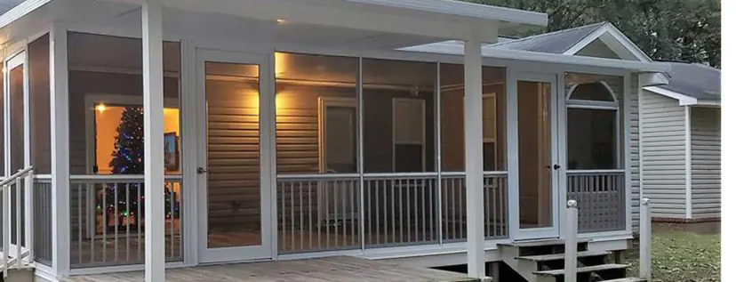 Sunspace integrated railing and screen on a porch